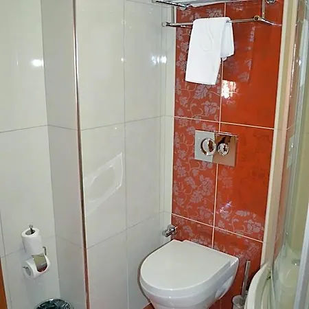 Hotel Atlas 2*