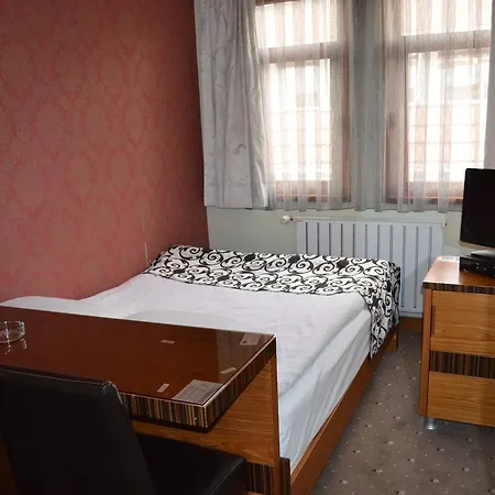 Atlas Hotell 2*