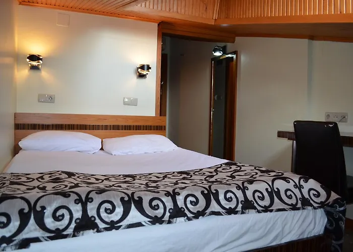 Ξενοδοχείο Atlas 2*